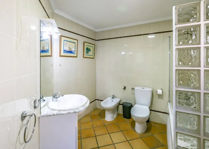 Primera Linea De Playa, Bahia Azul 42-b